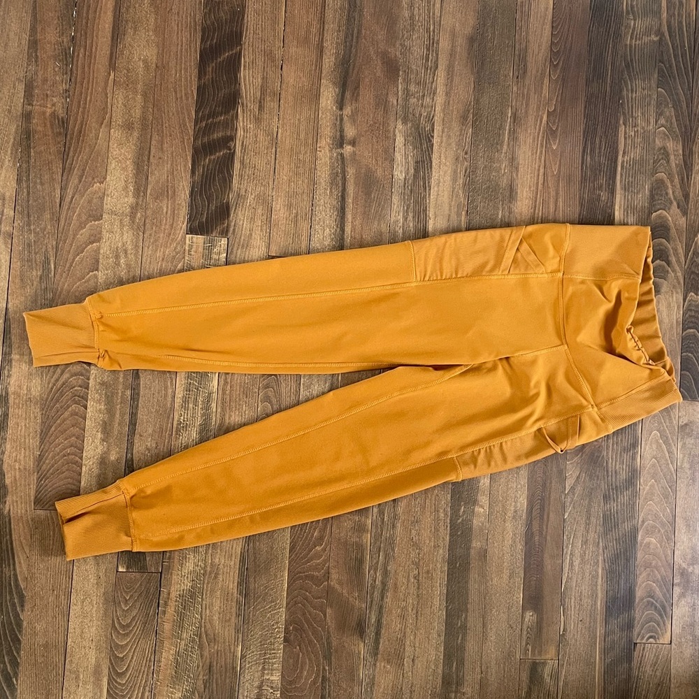 Joggers - Picture 6 of 7